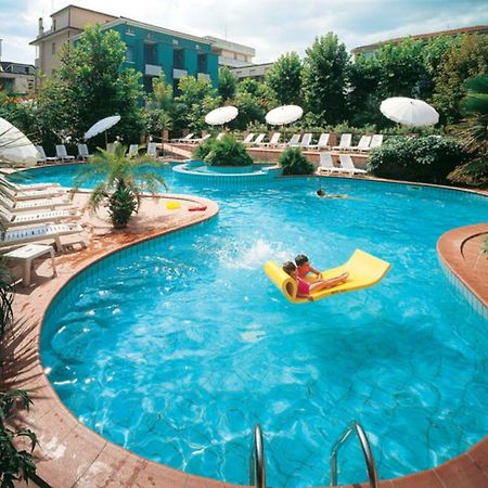 Hotel San Giorgio Savoia Bellaria-Igea Marina Exterior foto