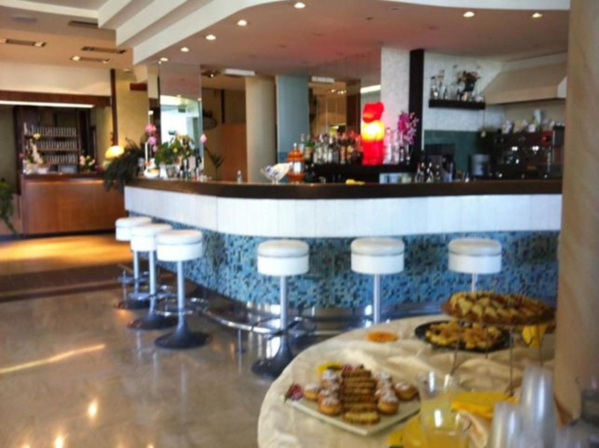 Hotel San Giorgio Savoia Bellaria-Igea Marina Exterior foto