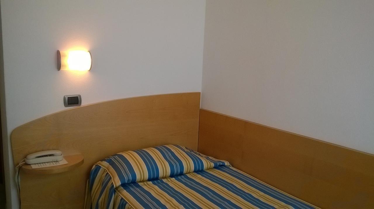Hotel San Giorgio Savoia Bellaria-Igea Marina Exterior foto