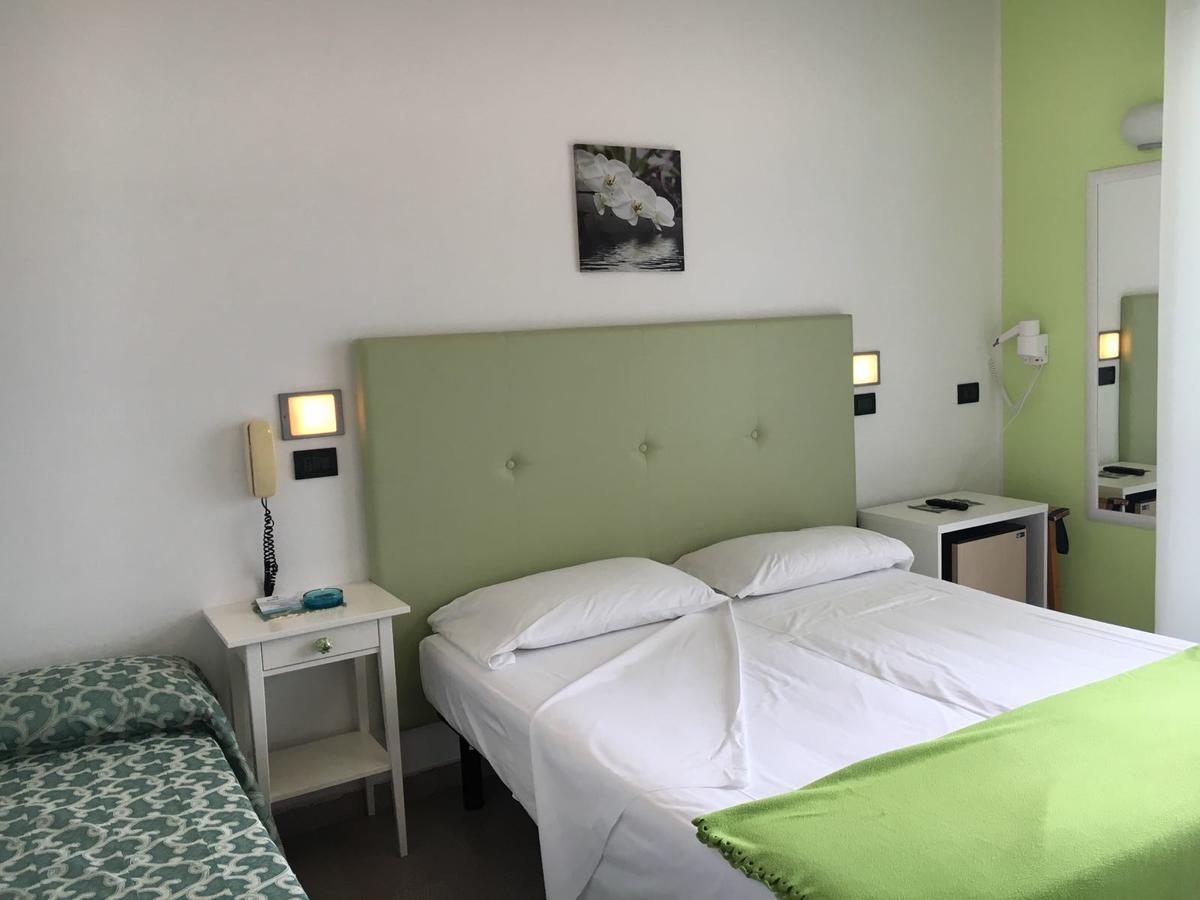 Hotel San Giorgio Savoia Bellaria-Igea Marina Exterior foto